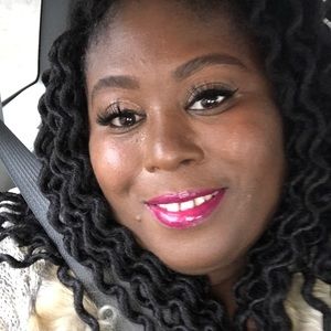 Meet your Posher, Latonia